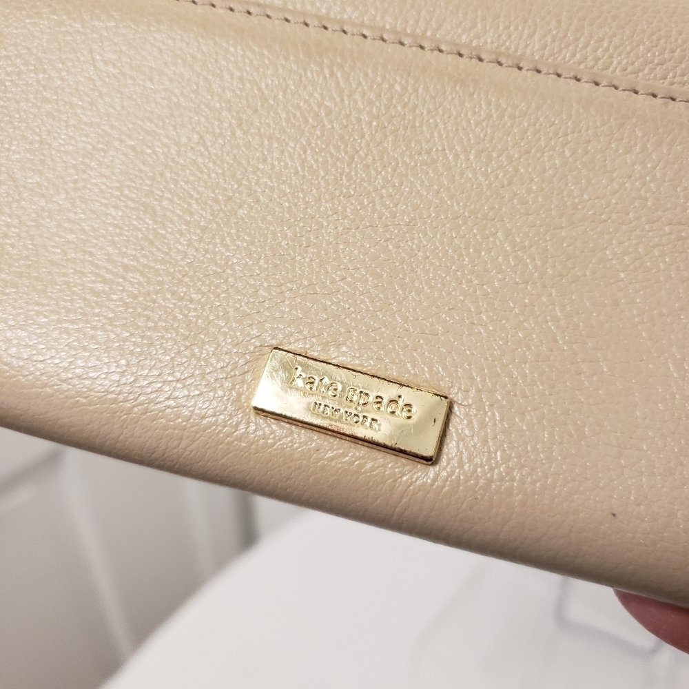 Kate Spade Bi-fold Wallet Wristlet Mara Villabella Avenue Bow Black/Doe - Picture 4 of 9